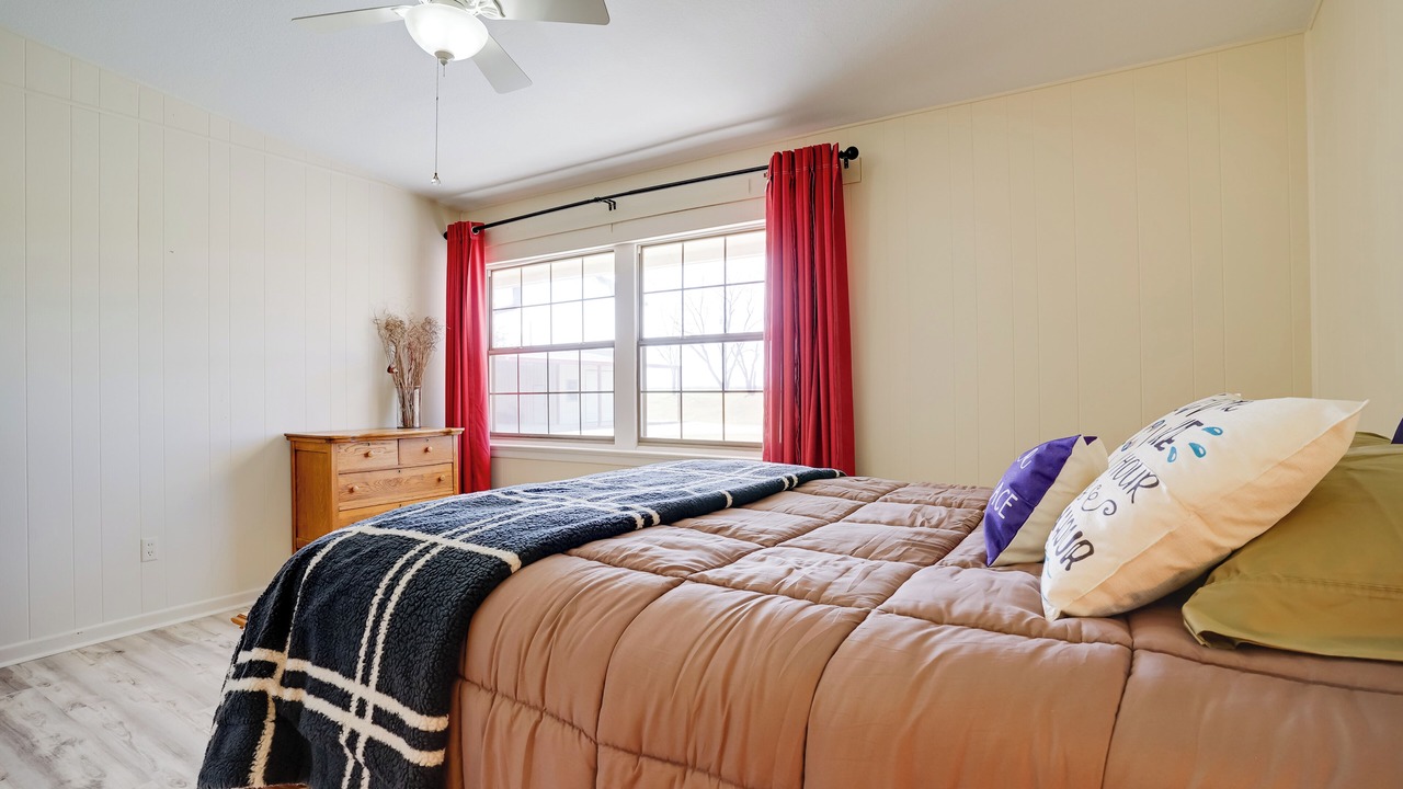 Photo of Bedroom in Dennis