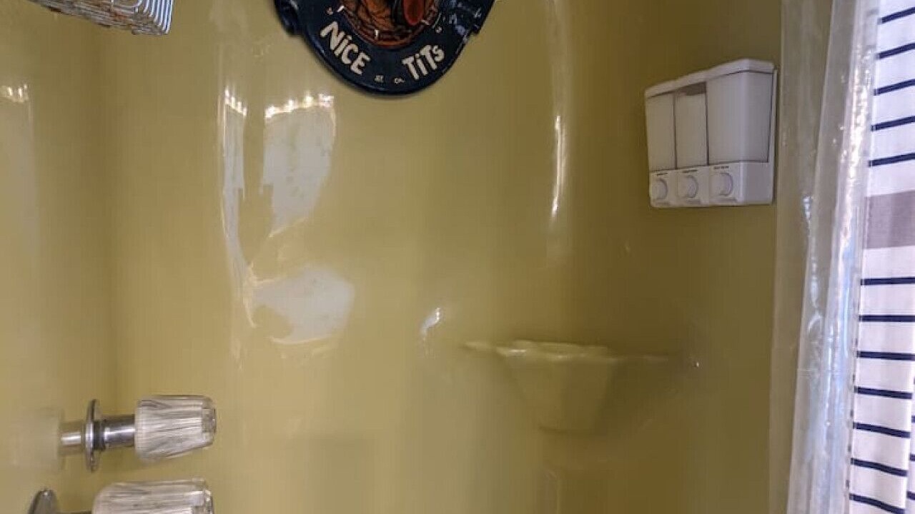 Photo of Bathroom in Eureka Springs Historic District