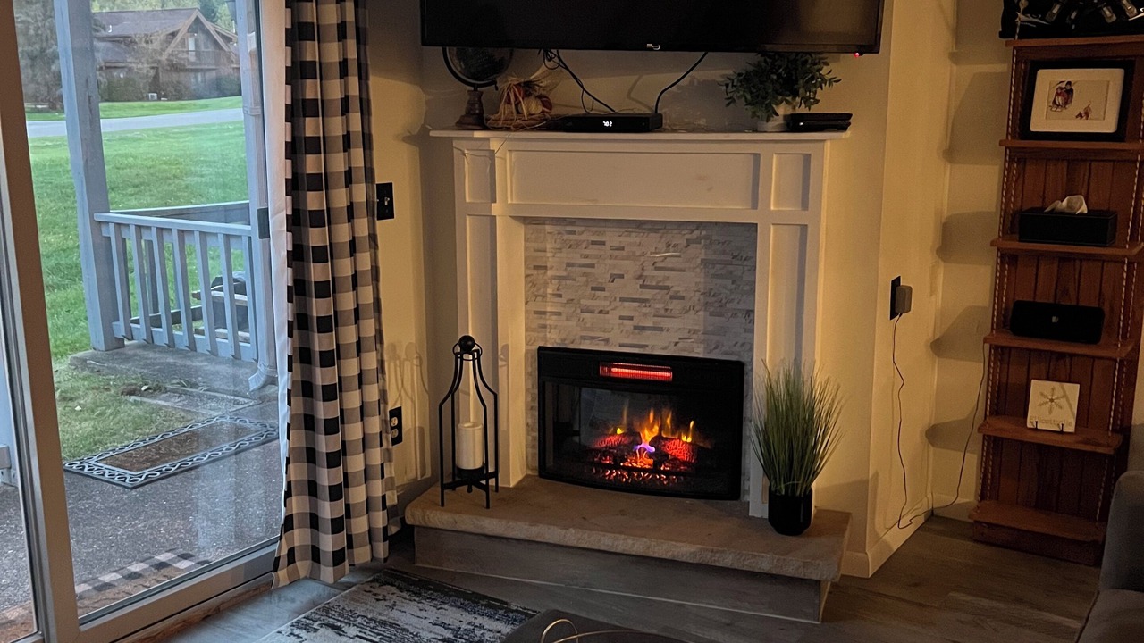 Photo of Livingroom in Ellicottville