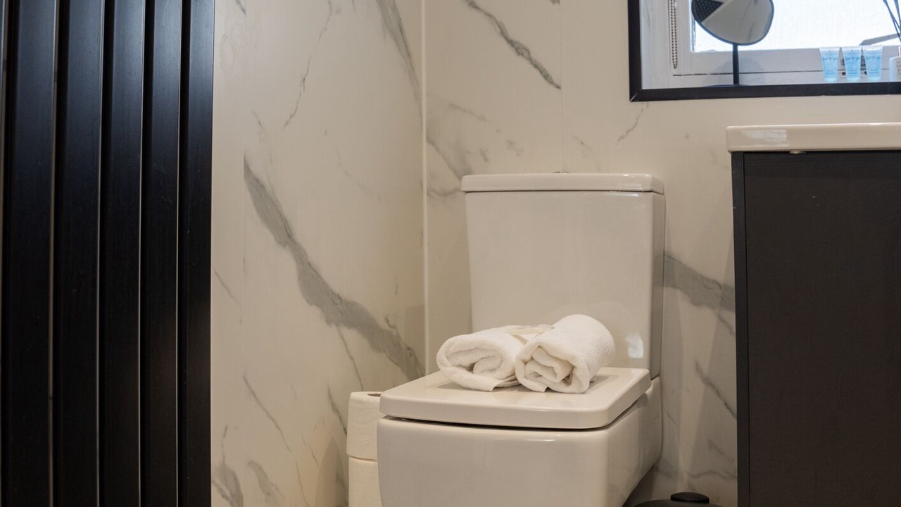 Photo of Bathroom in Paisley