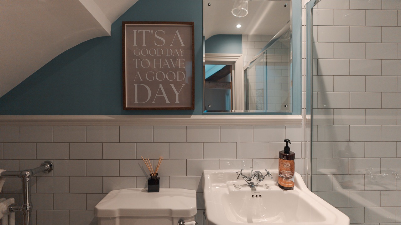 Photo of Bathroom in High Peak