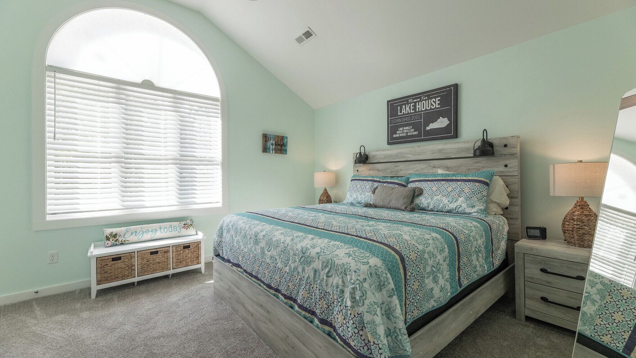 Photo of Bedroom in Grand Rivers