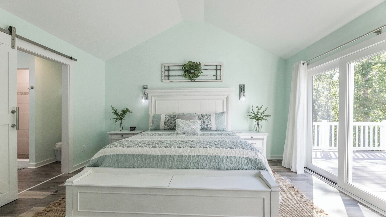 Photo of Bedroom in Grand Rivers