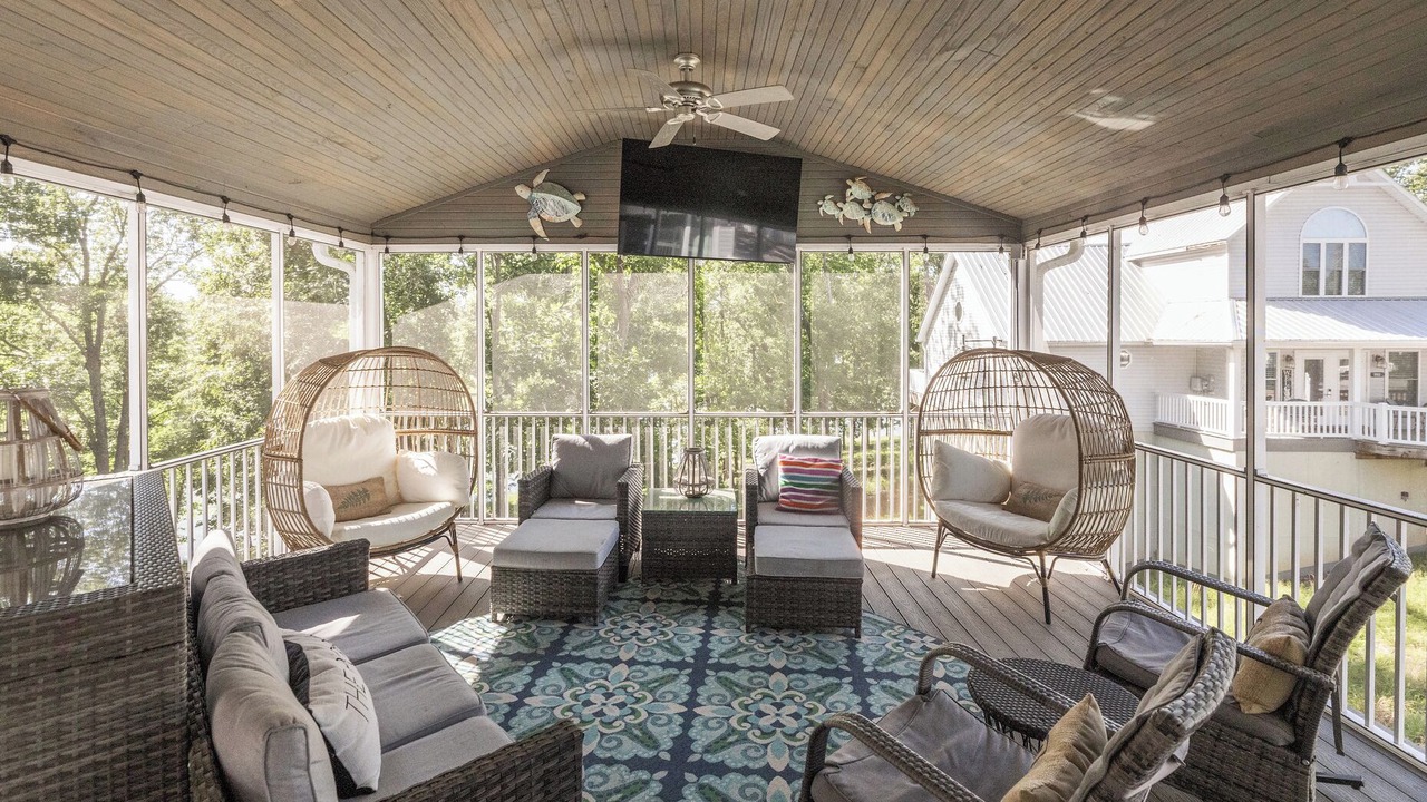 Photo of Patio Balcony in Grand Rivers