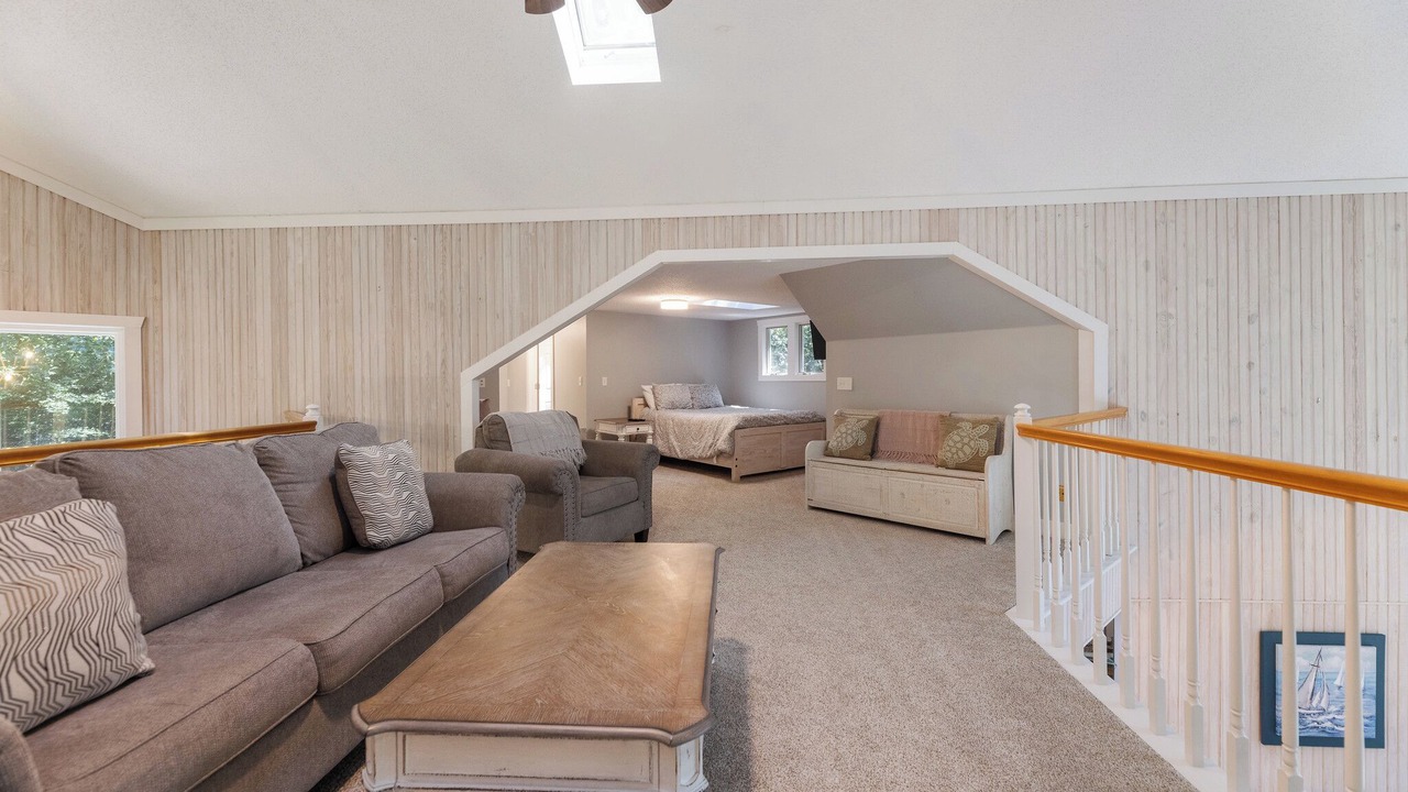Photo of Livingroom in Grand Rivers