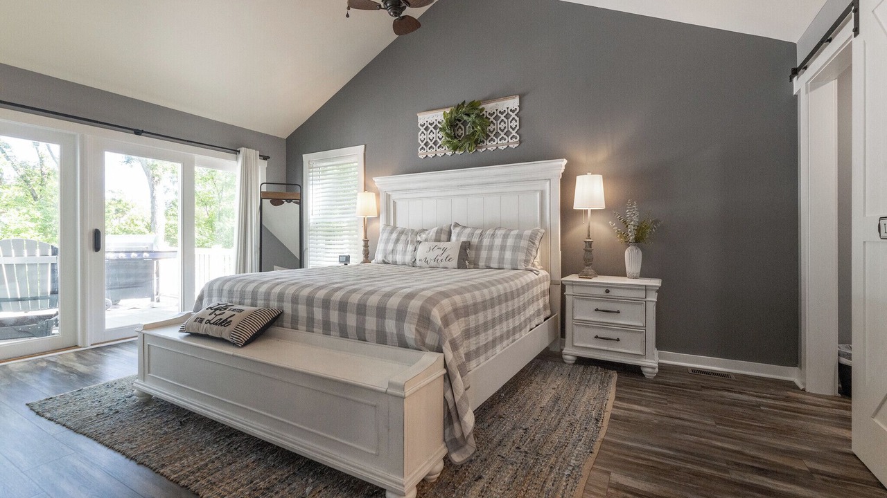 Photo of Bedroom in Grand Rivers