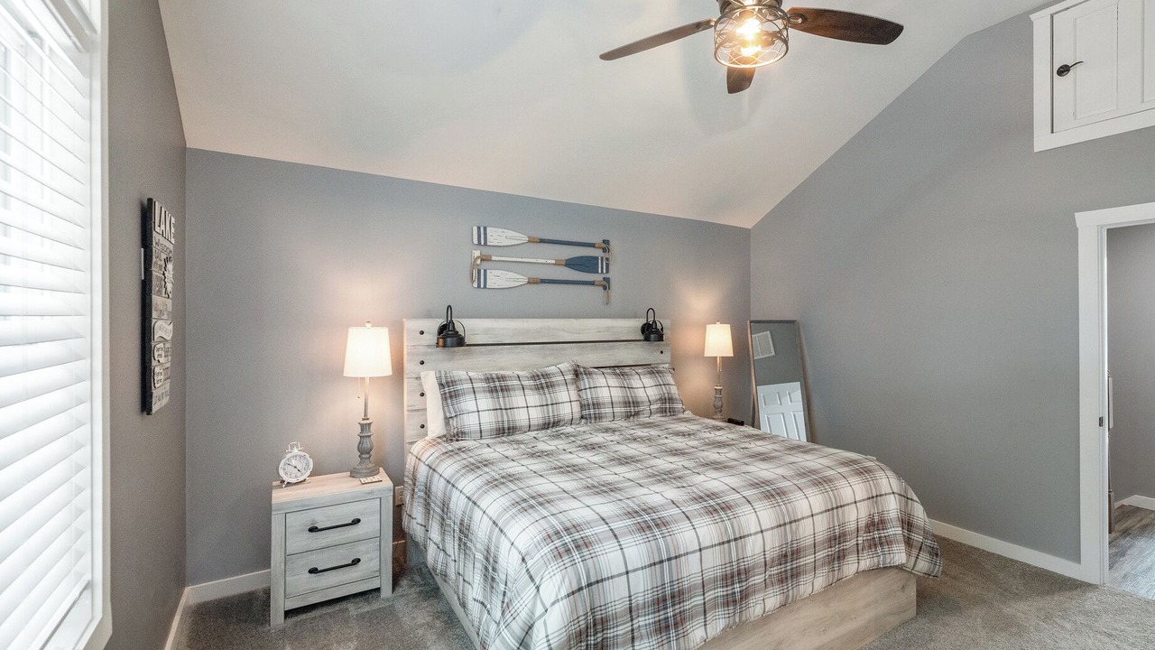 Photo of Bedroom in Grand Rivers