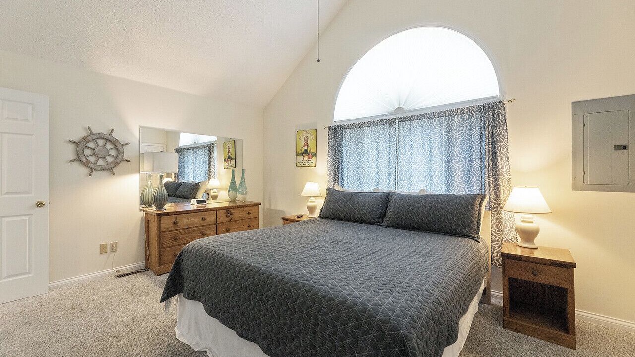 Photo of Bedroom in Grand Rivers