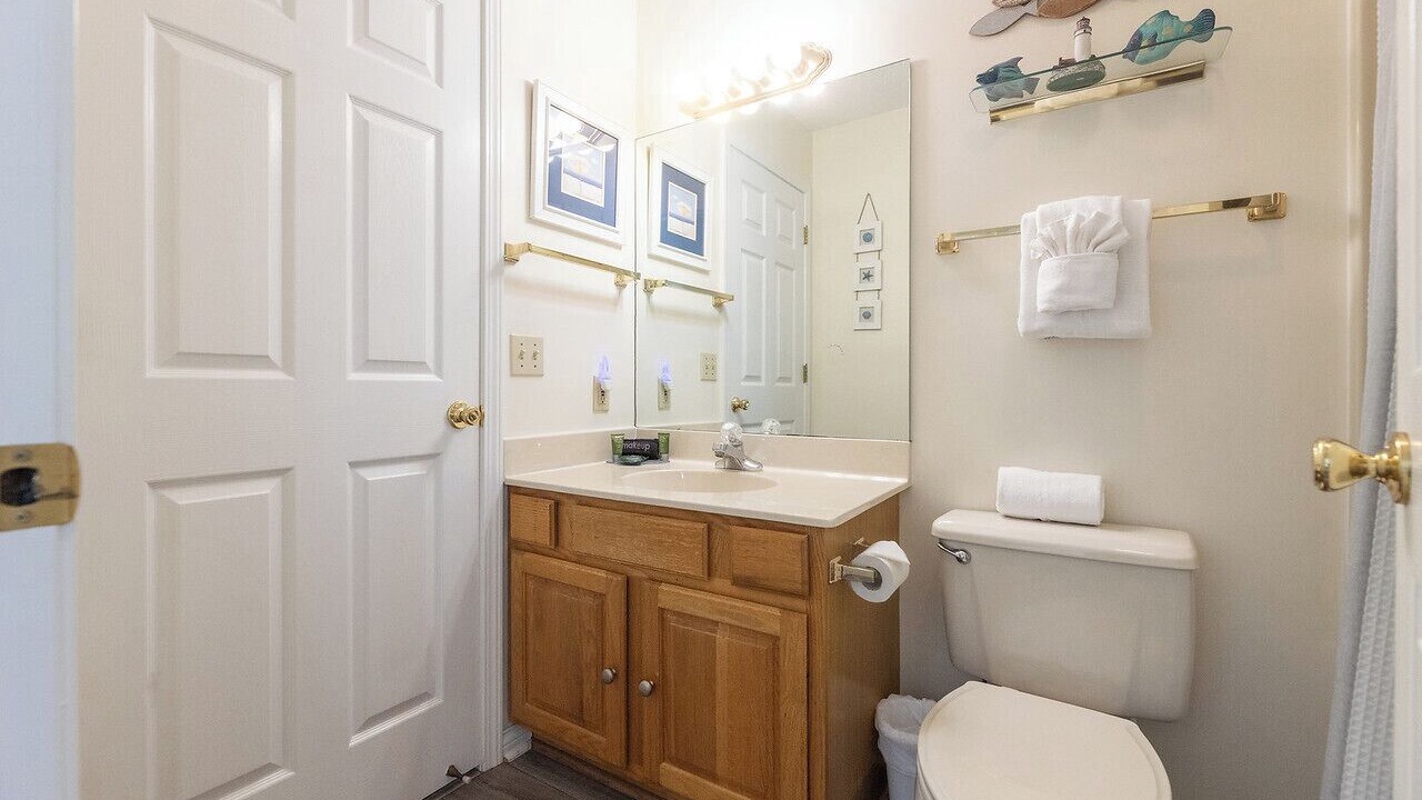 Photo of Bathroom in Grand Rivers