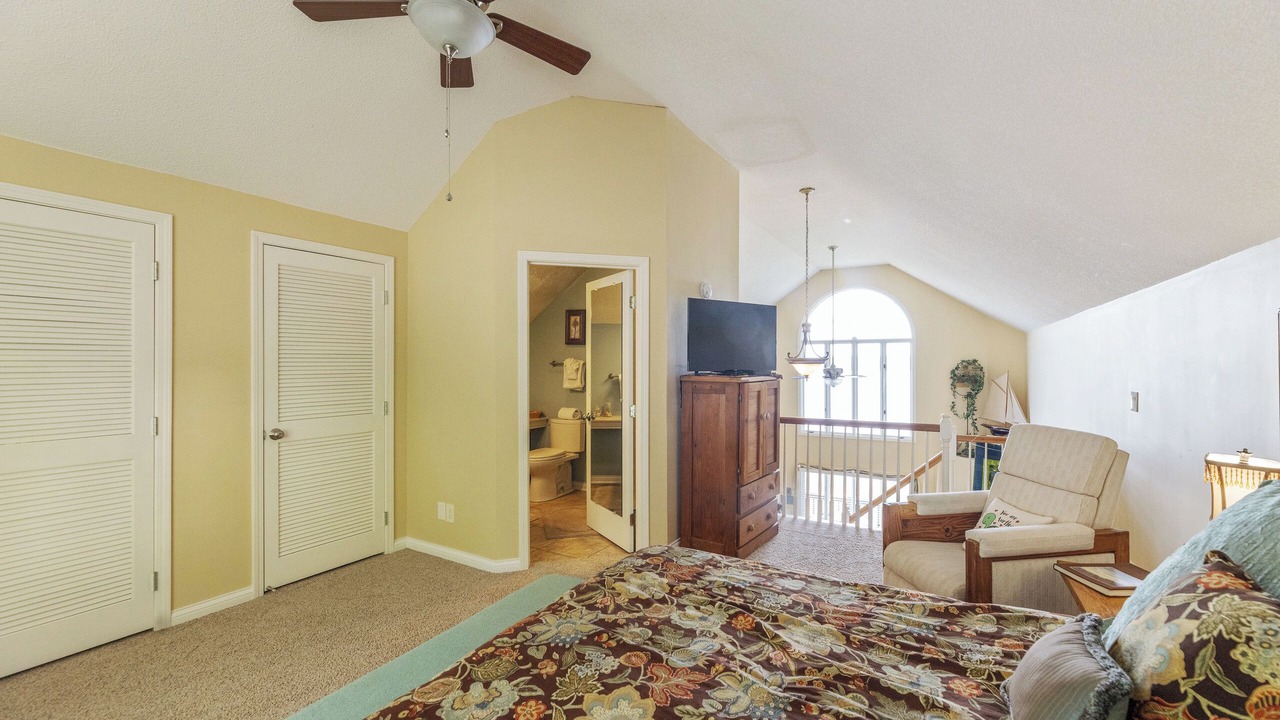 Photo of Bedroom in Grand Rivers
