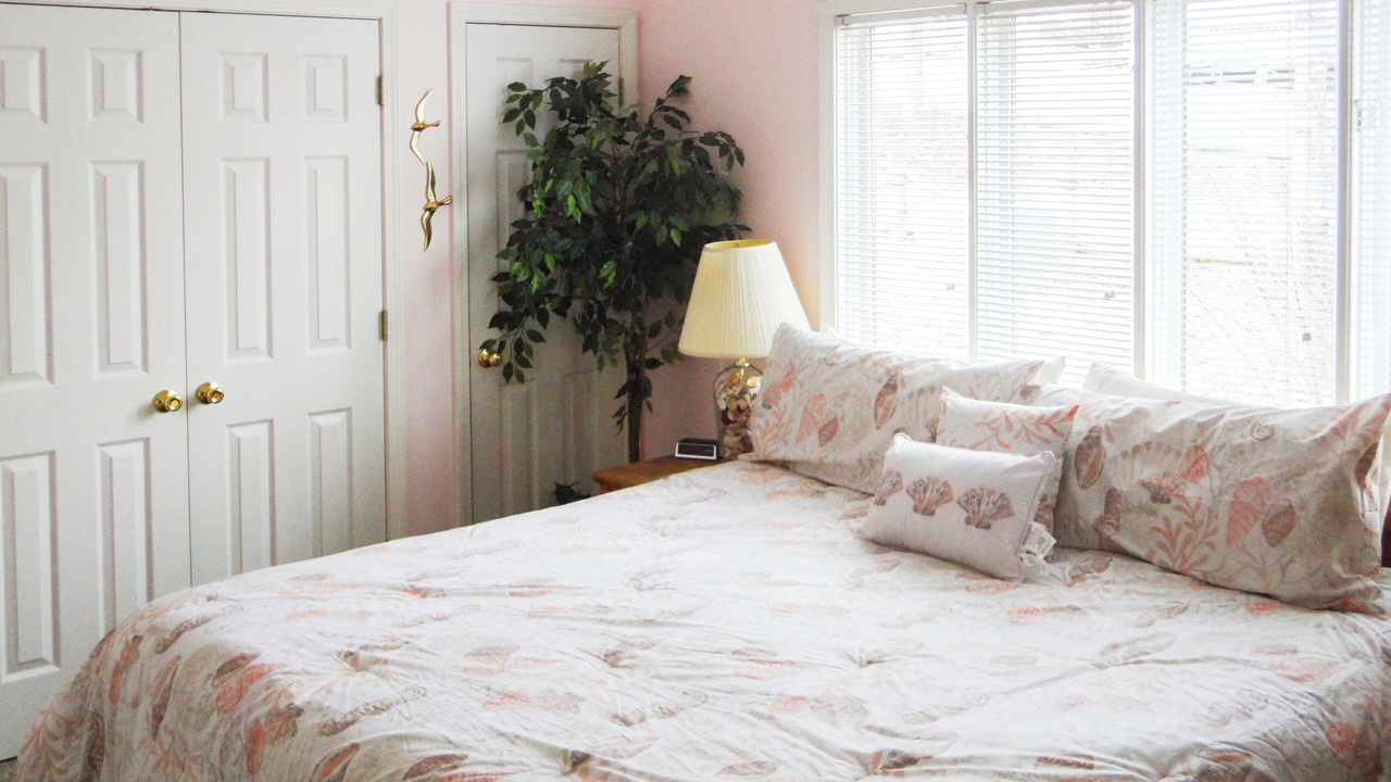 Photo of Bedroom in Grand Rivers