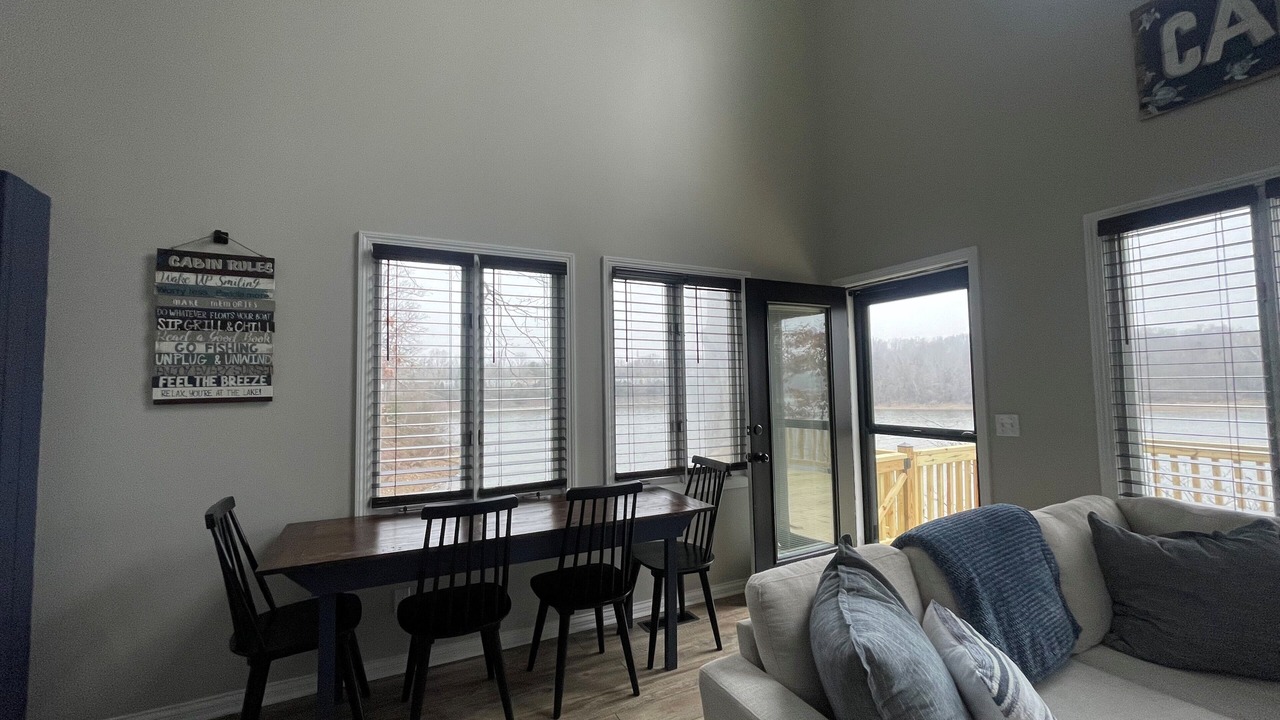 Photo of Livingroom in Grand Rivers