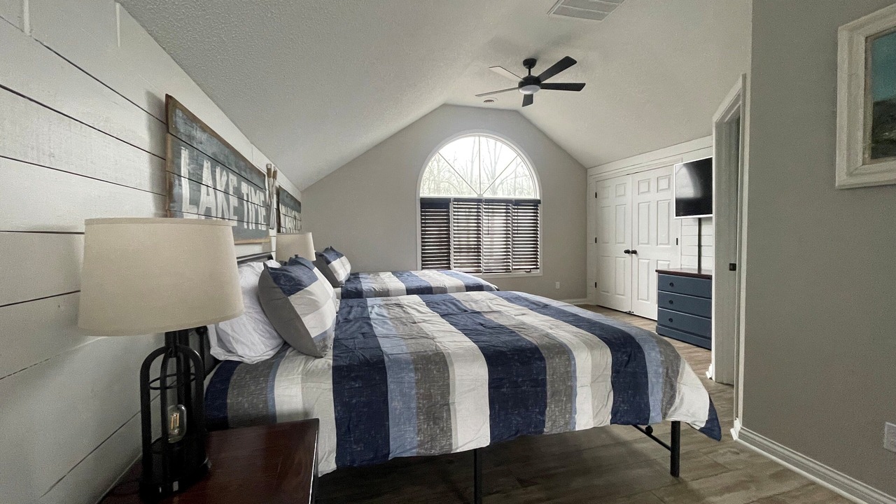 Photo of Bedroom in Grand Rivers