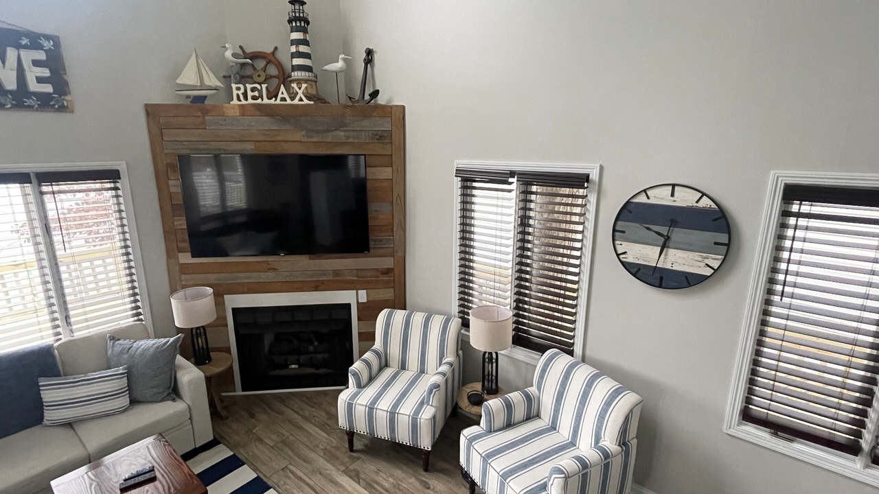 Photo of Livingroom in Grand Rivers