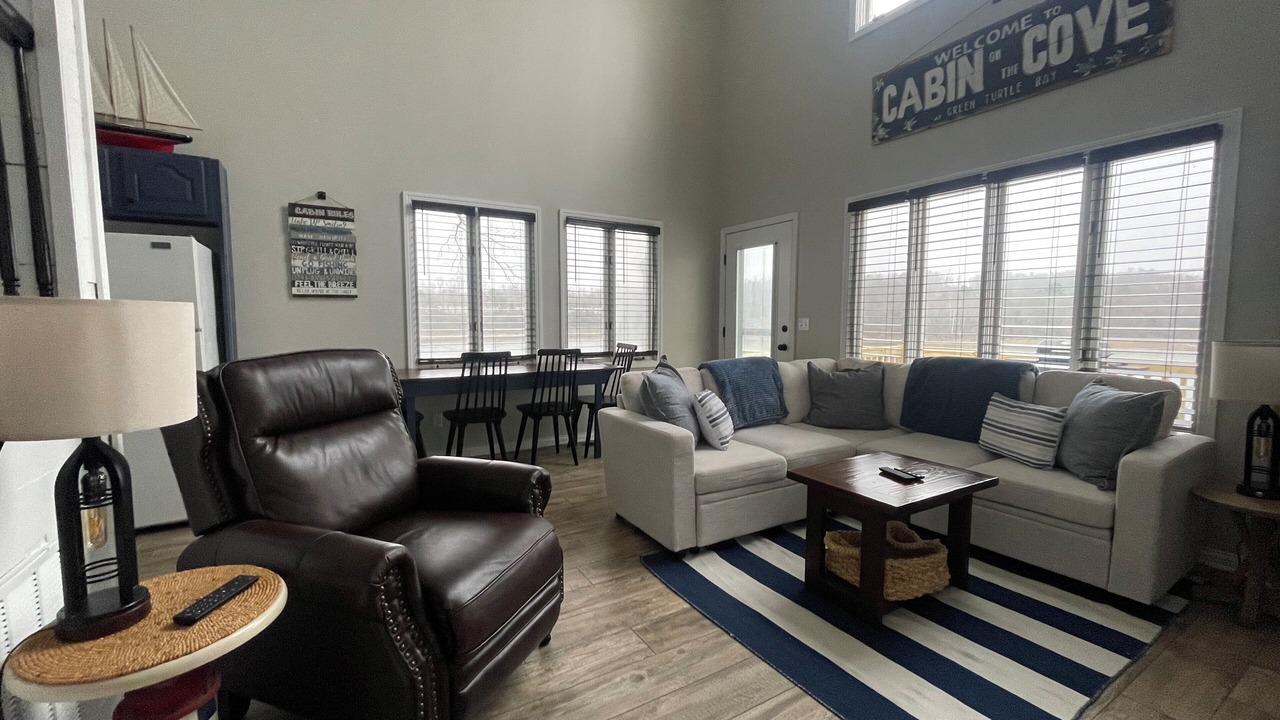 Photo of Livingroom in Grand Rivers