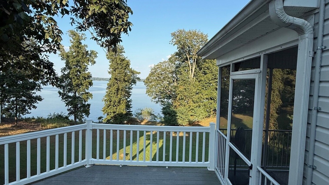Photo of Patio Balcony in Grand Rivers
