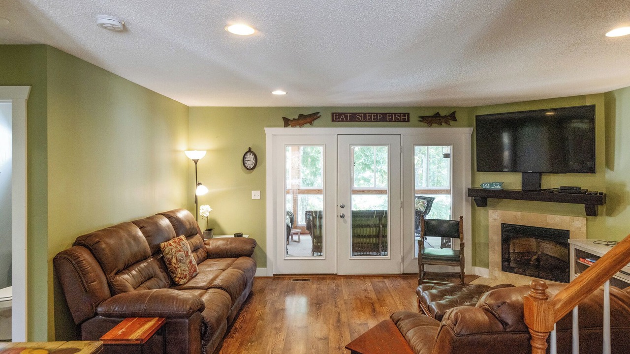 Photo of Livingroom in Grand Rivers