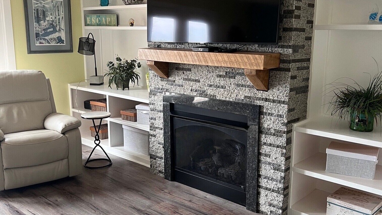 Photo of Livingroom in Grand Rivers