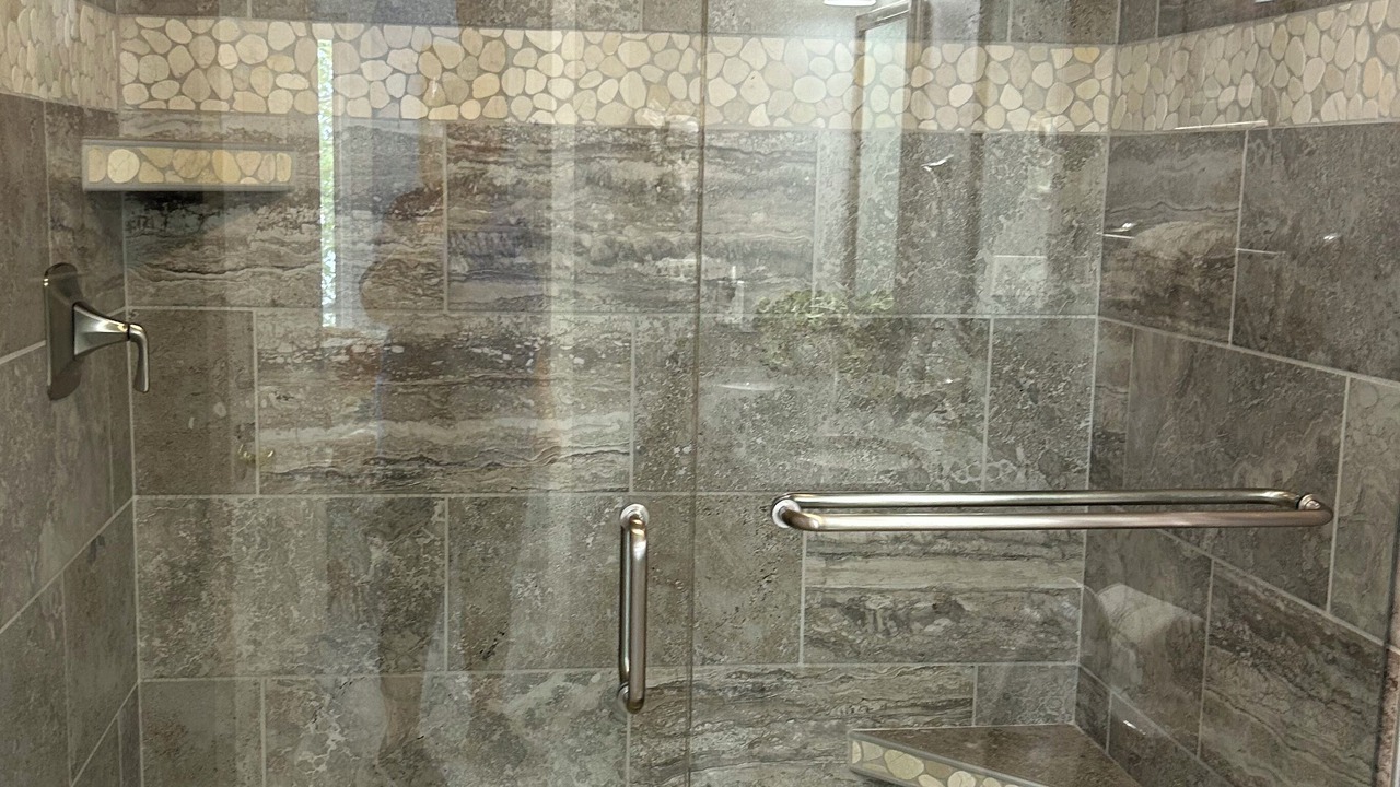 Photo of Bathroom in Grand Rivers