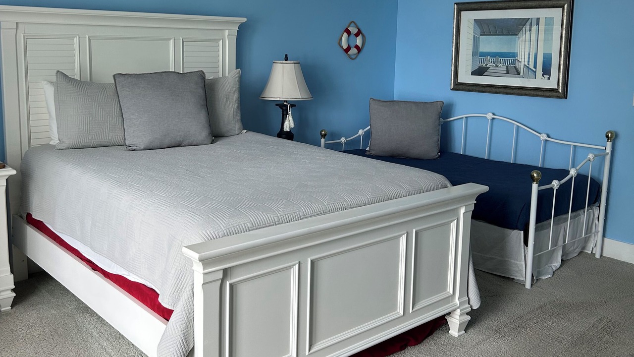 Photo of Bedroom in Grand Rivers