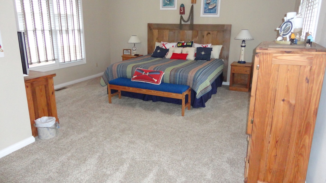 Photo of Bedroom in Grand Rivers
