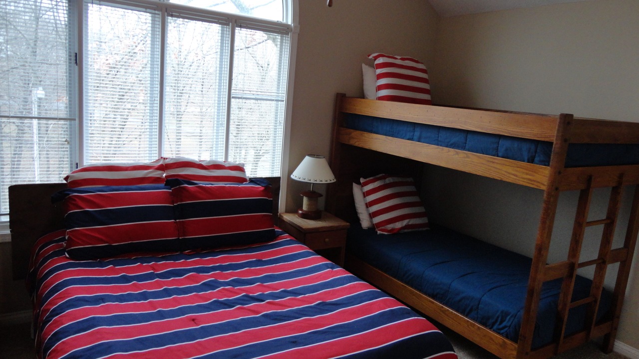 Photo of Bedroom in Grand Rivers