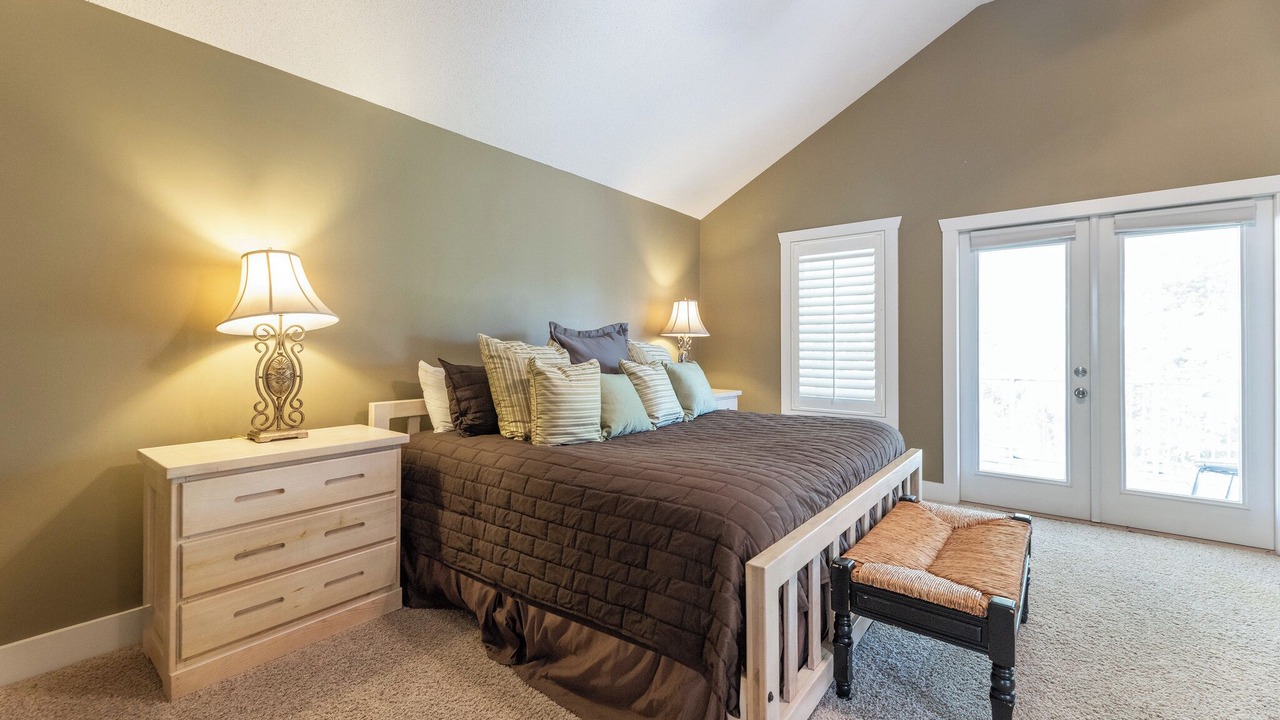 Photo of Bedroom in Grand Rivers