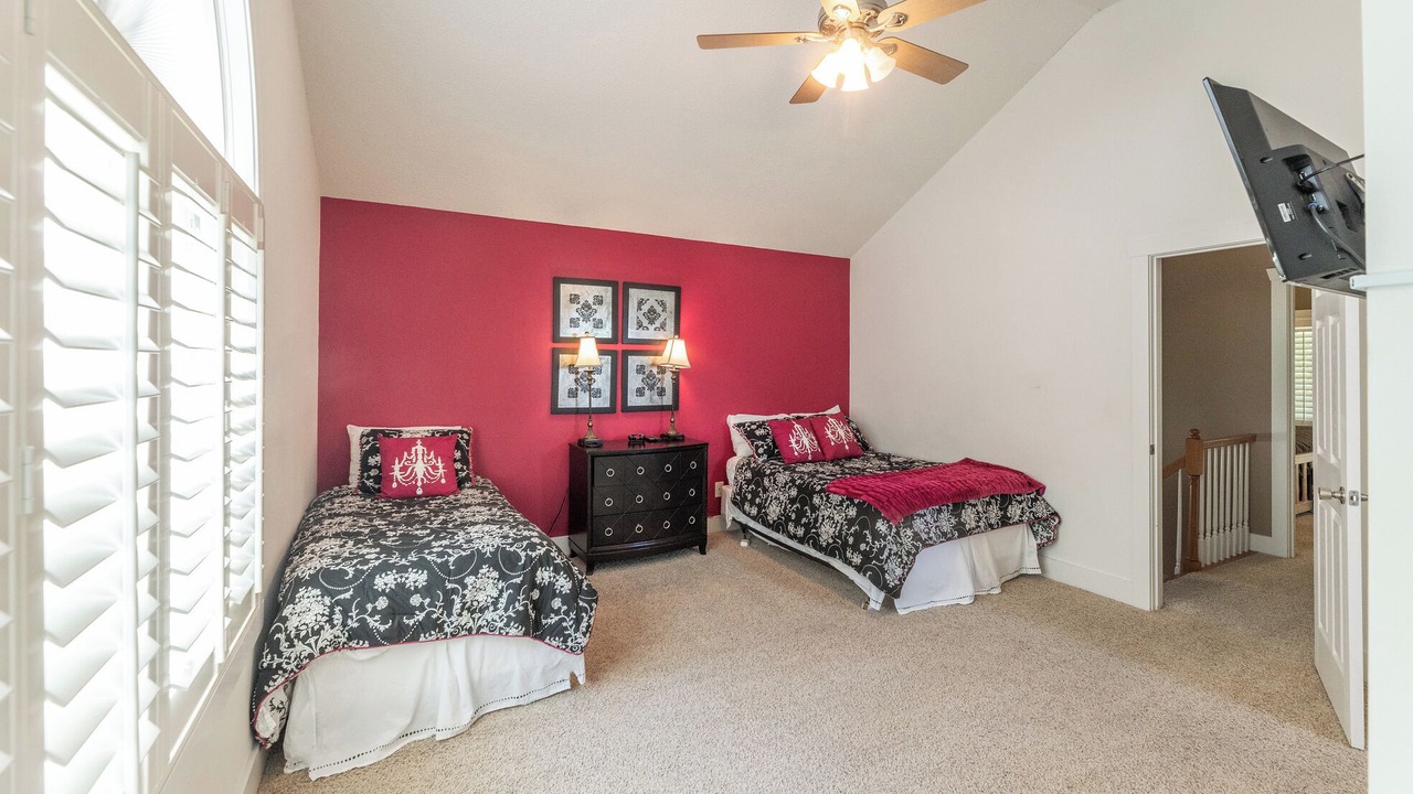 Photo of Bedroom in Grand Rivers