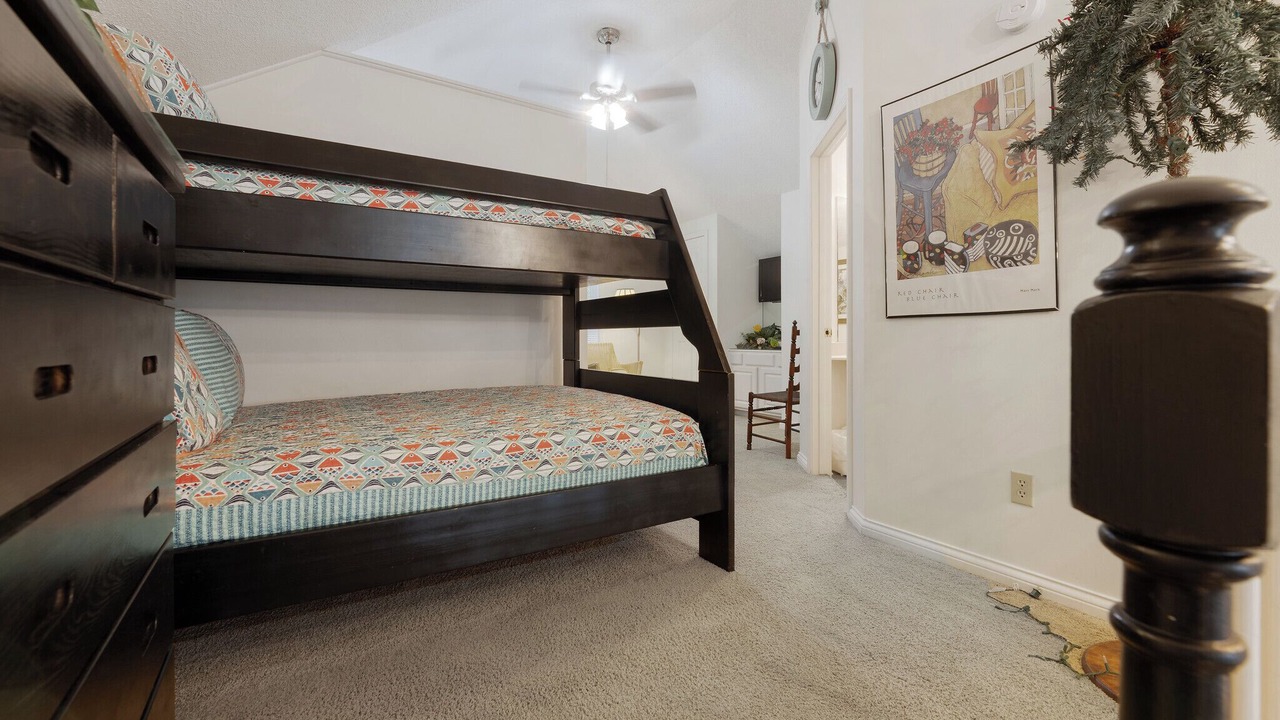 Photo of Bedroom in Grand Rivers