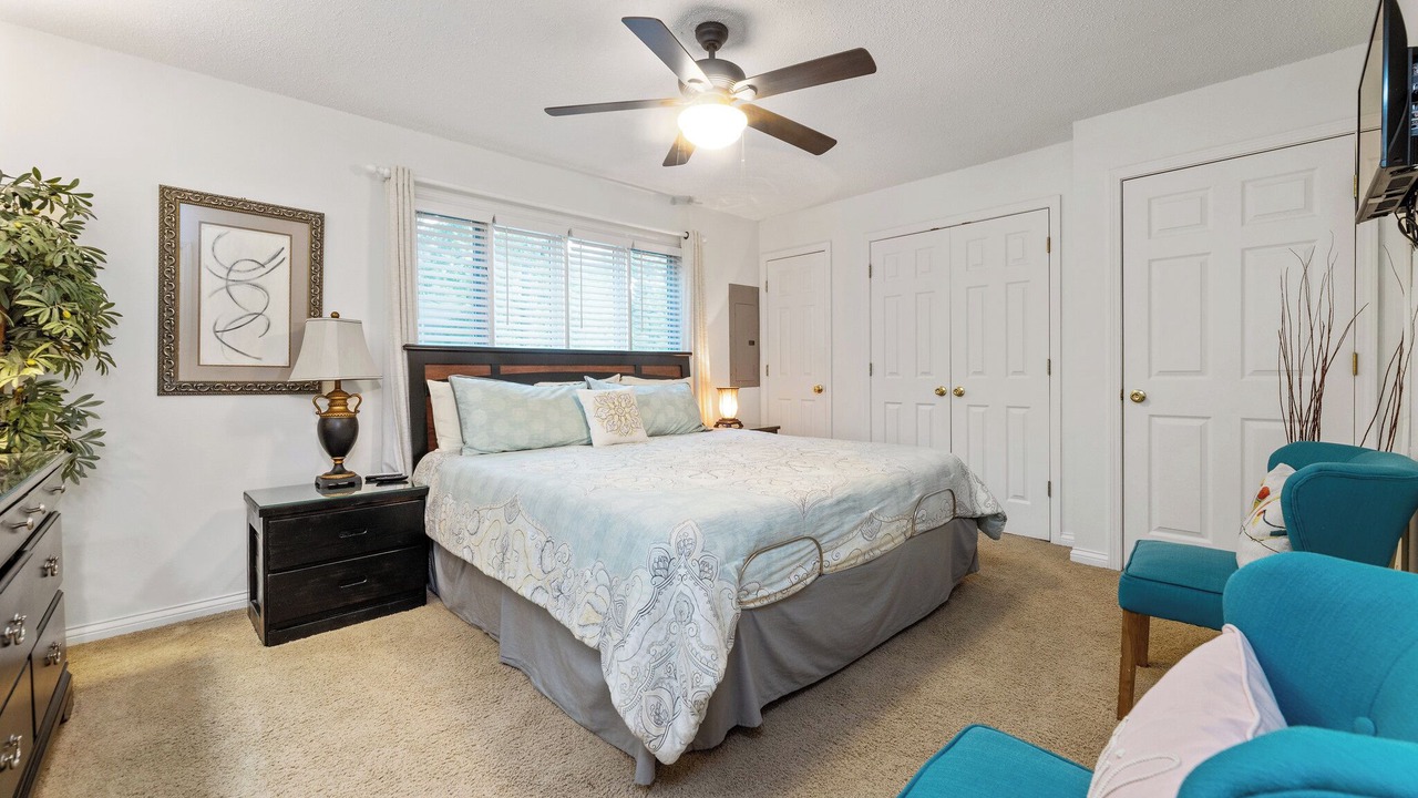 Photo of Bedroom in Grand Rivers