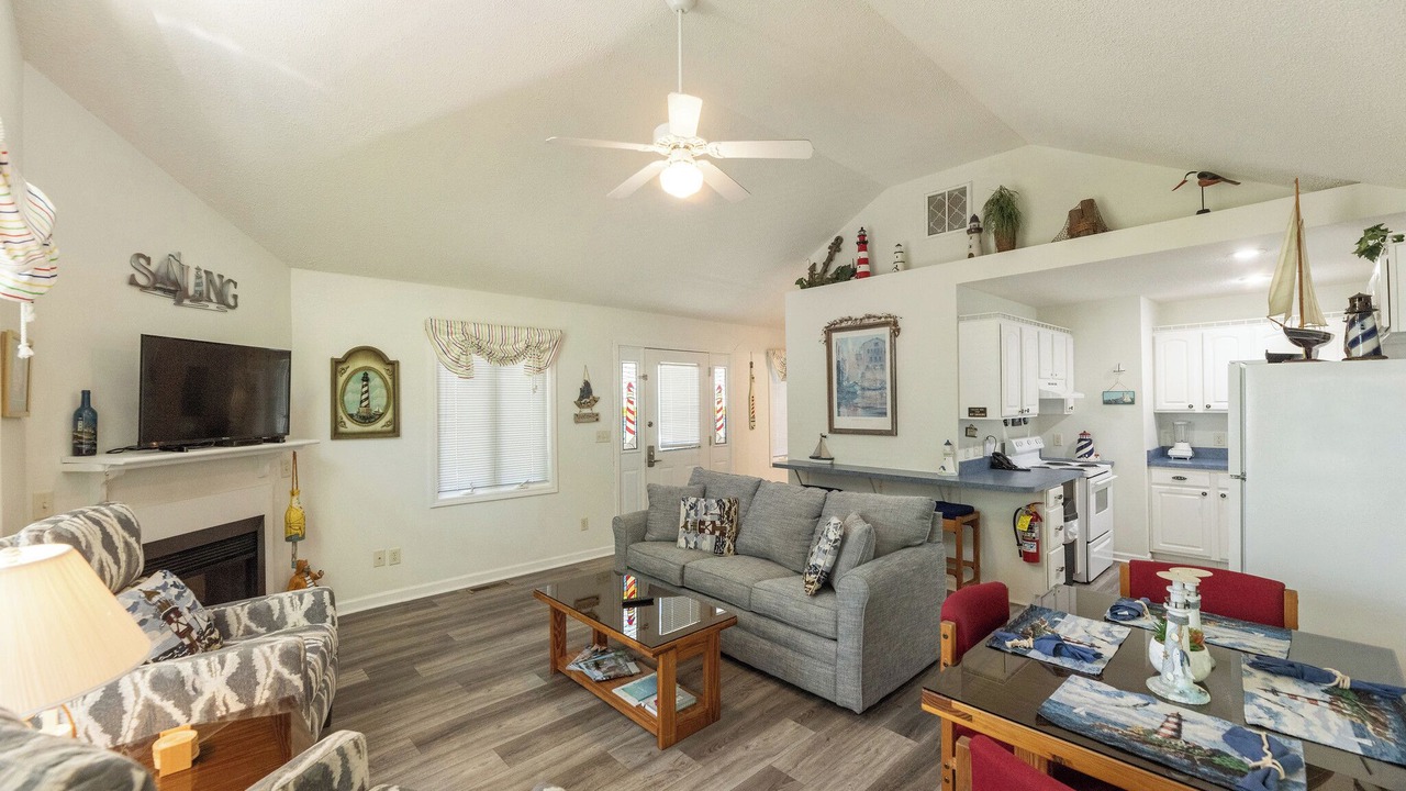 Photo of Livingroom in Grand Rivers