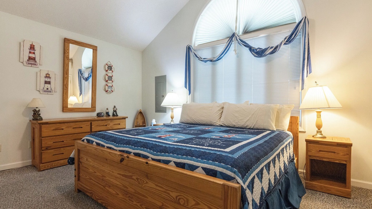 Photo of Bedroom in Grand Rivers