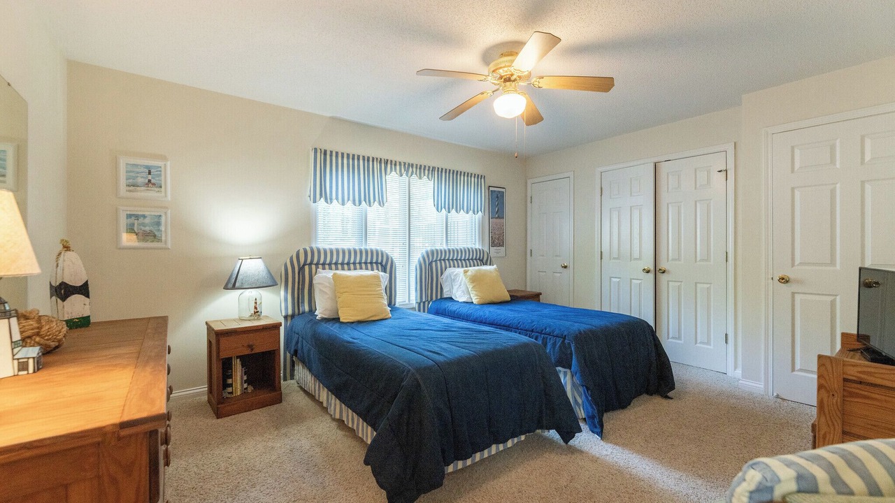 Photo of Bedroom in Grand Rivers