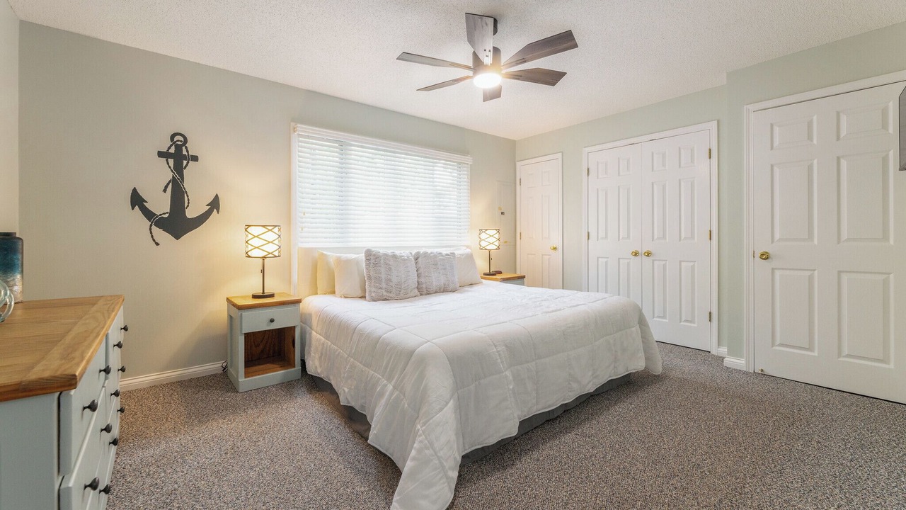 Photo of Bedroom in Grand Rivers