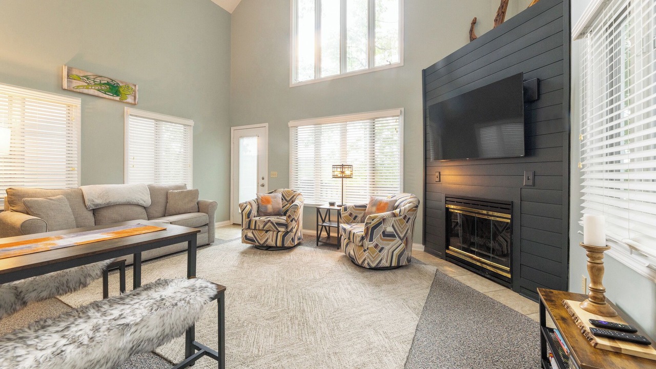 Photo of Livingroom in Grand Rivers