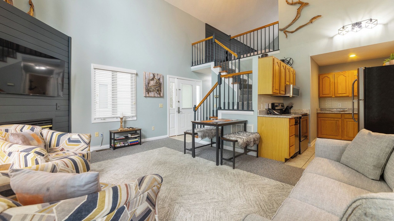 Photo of Livingroom in Grand Rivers