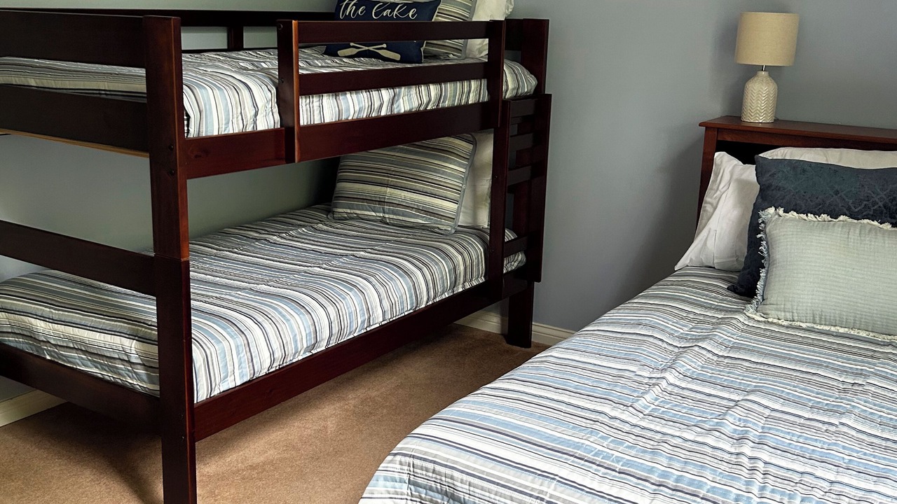 Photo of Bedroom in Grand Rivers