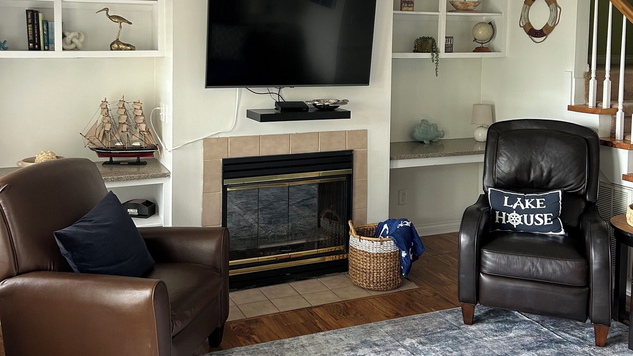 Photo of Livingroom in Grand Rivers