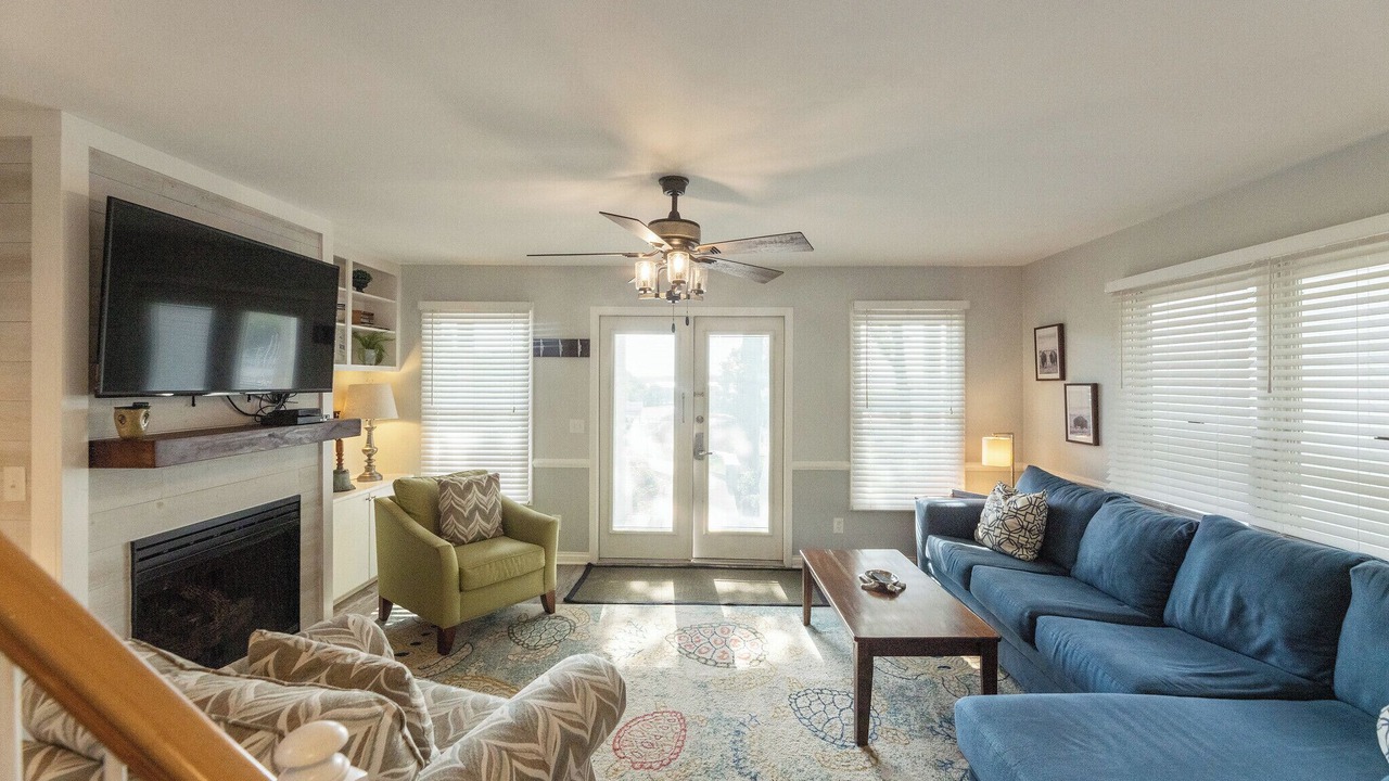 Photo of Livingroom in Grand Rivers