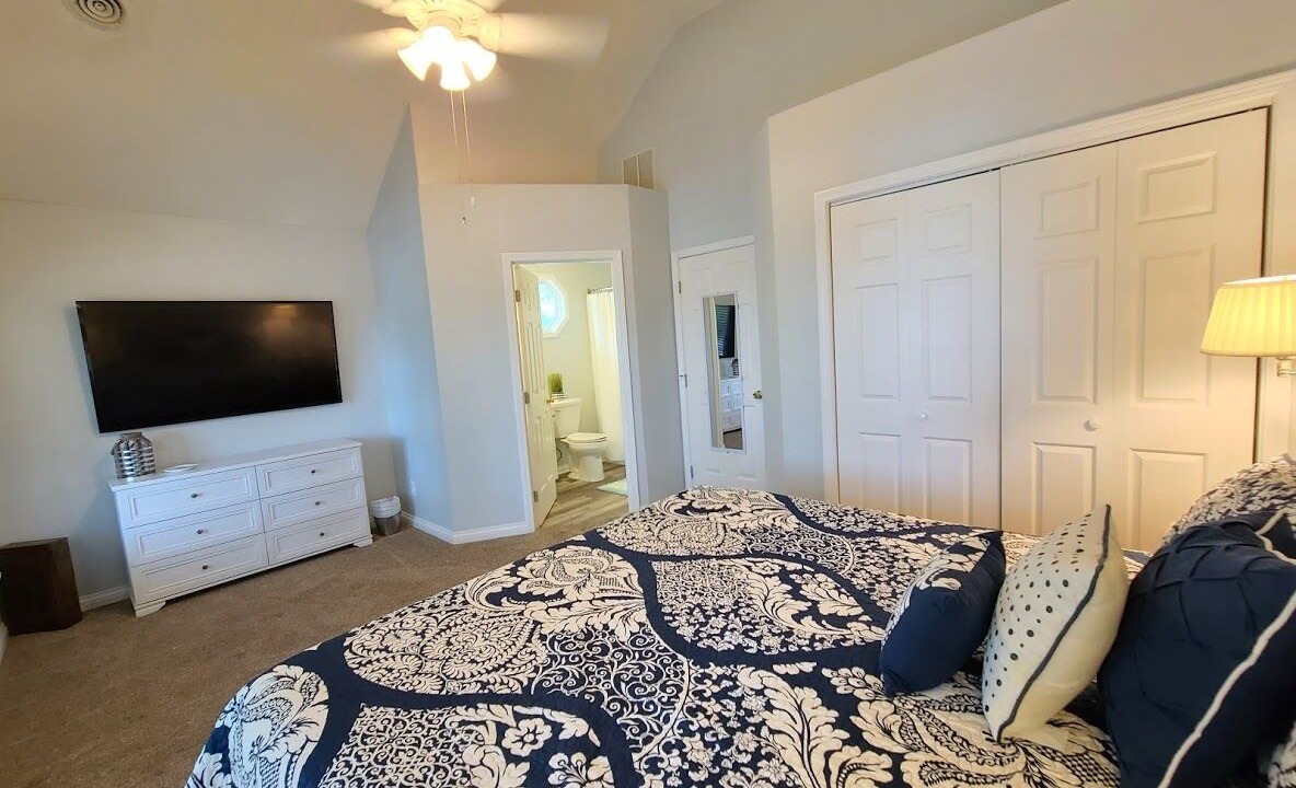 Photo of Bedroom in Grand Rivers