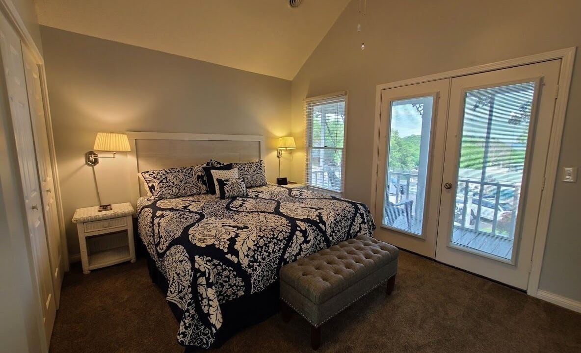 Photo of Bedroom in Grand Rivers