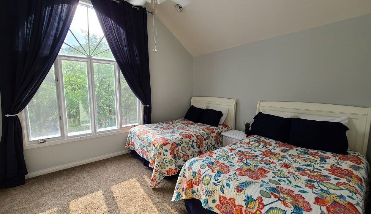 Photo of Bedroom in Grand Rivers
