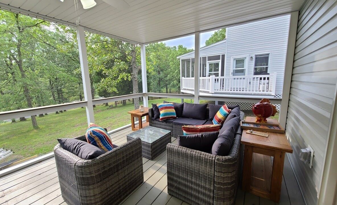 Photo of Livingroom in Grand Rivers