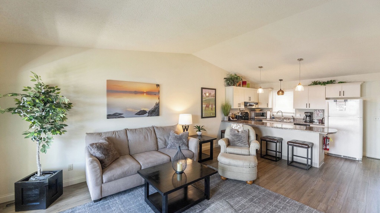 Photo of Livingroom in Grand Rivers
