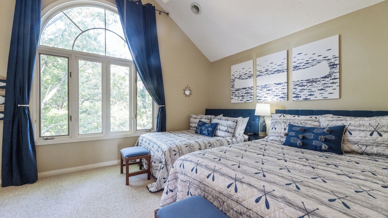 Photo of Bedroom in Grand Rivers