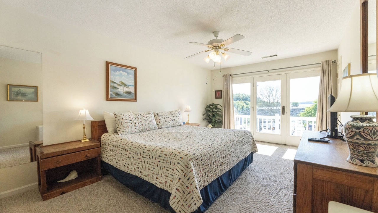Photo of Bedroom in Grand Rivers