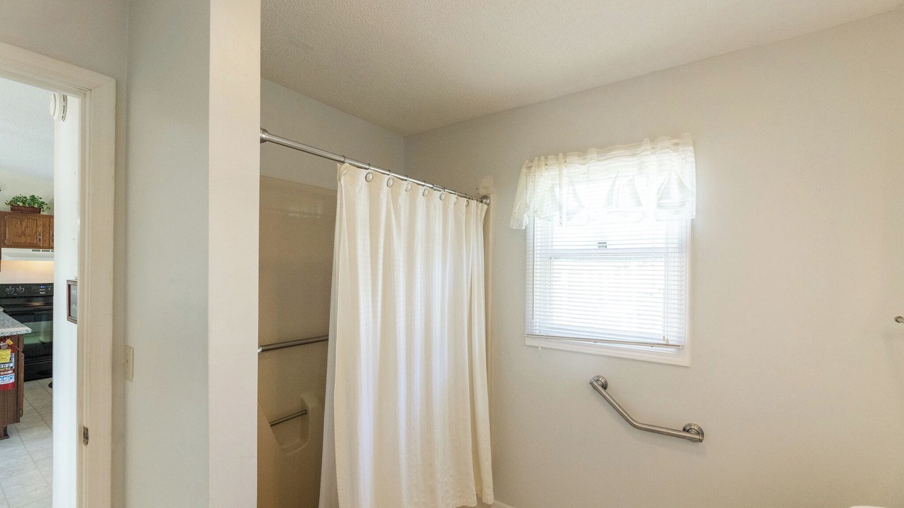Photo of Bathroom in Grand Rivers