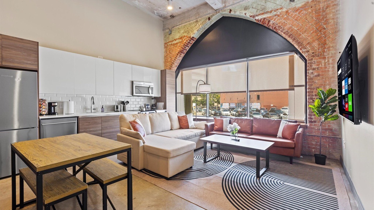 Photo of Livingroom in Downtown Dallas