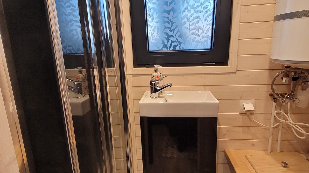 Photo of Bathroom in Avrille