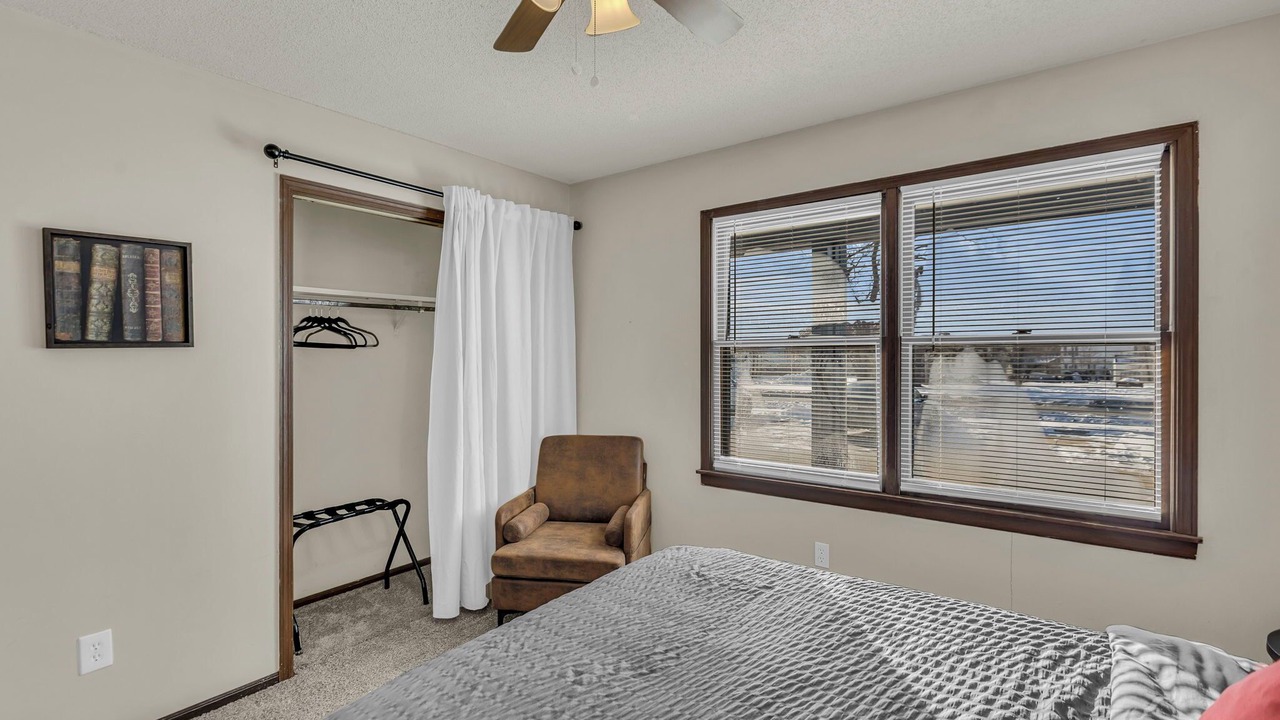 Photo of Bedroom in Baldwin City